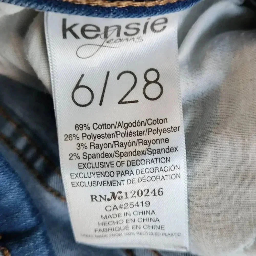 Kensie The Curvy Skinny Crop Jeans - Picture 7 of 10